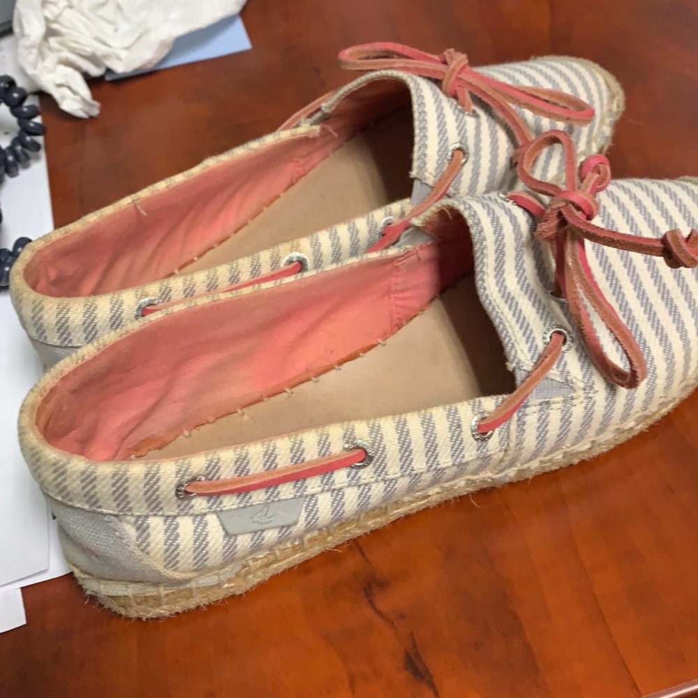 Sperry top-sider boat shoes